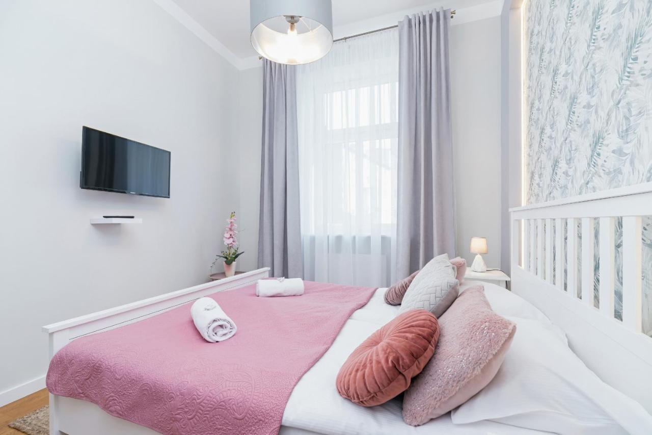 Apartament Sweet Family Chodkiewicza Rondo Grzegorzeckie By Renters *